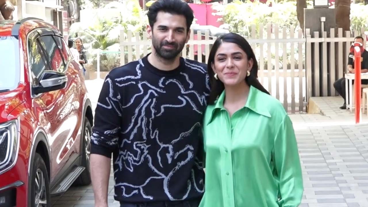 Aditya Roy Kapur & Mrunal Thakur promoting their film GUMRAAH at T-Series office | Shudh Manoranjan