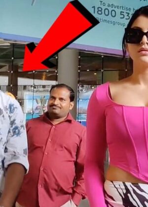 Urvashi Rautela के साथ Selfie के लिए बोलता रहा Fan पर Actress ने एक ना सुनी किया इग्नोर, पर क्यों ? | Shudh Manoranjan